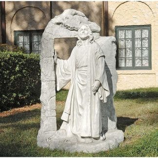 Risen Jesus Christ sculpture