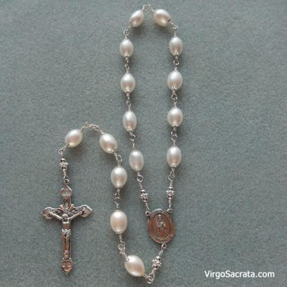 Our Lady of Fatima Freshwater Pearl Rosary